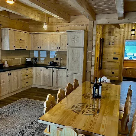 Jelen Niedzwiedz Apartment *