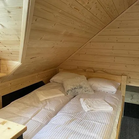 Jelen Niedzwiedz Apartment