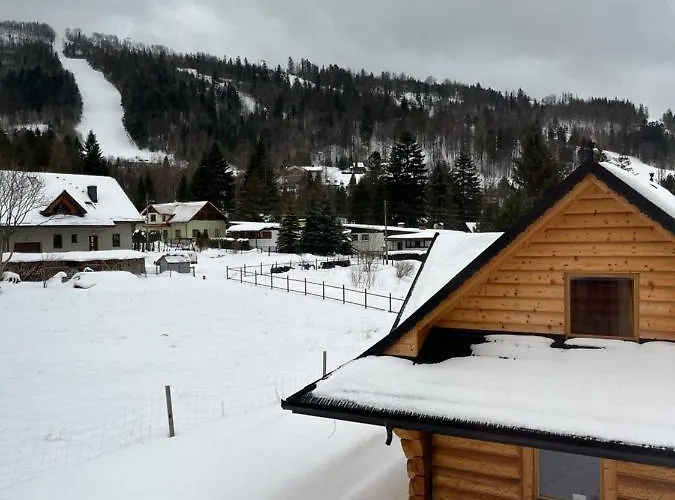 דירה Jelen Niedzwiedz שצ'צ'ירק